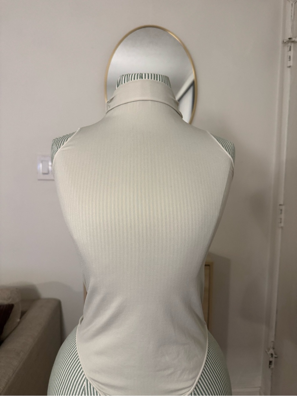 SKIMS Fits Everybody High Neck Bodysuit Sand XXS/XS